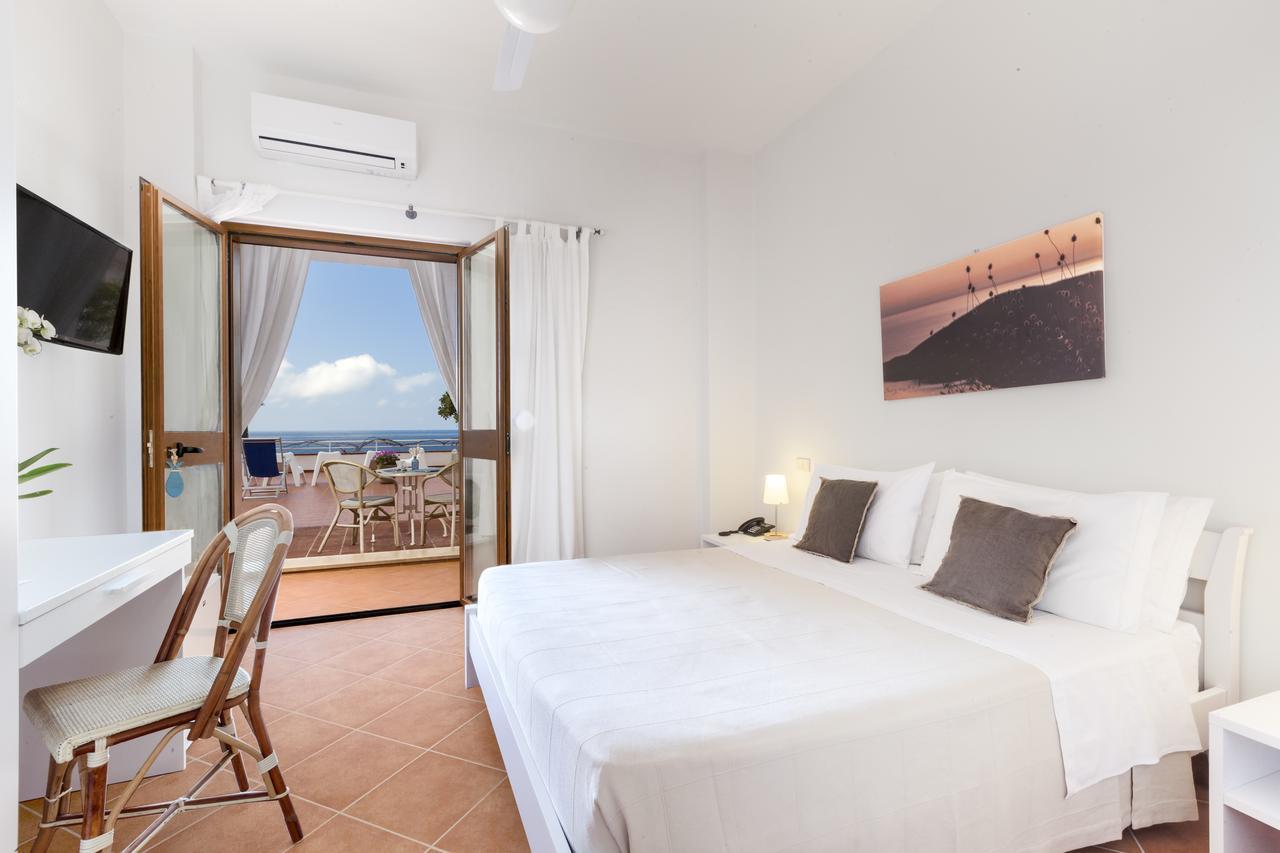 Il Cefalo Hotel & Restaurant Castellabate Εξωτερικό φωτογραφία